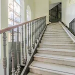 Guesthost - Charme D'epoca Centro * Turin