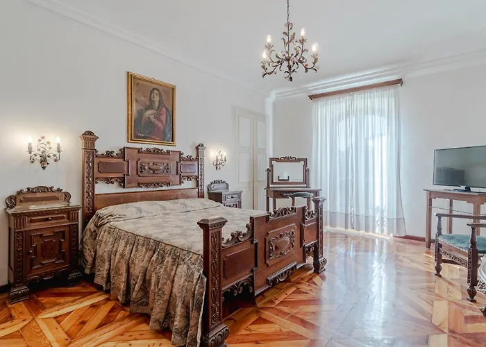 Guesthost - Charme D'epoca Centro Turin