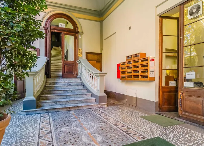 Guesthost - Charme D'epoca Centro