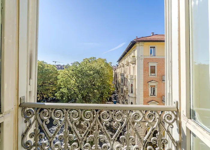 Apartment Guesthost - Charme D'epoca Centro Turin