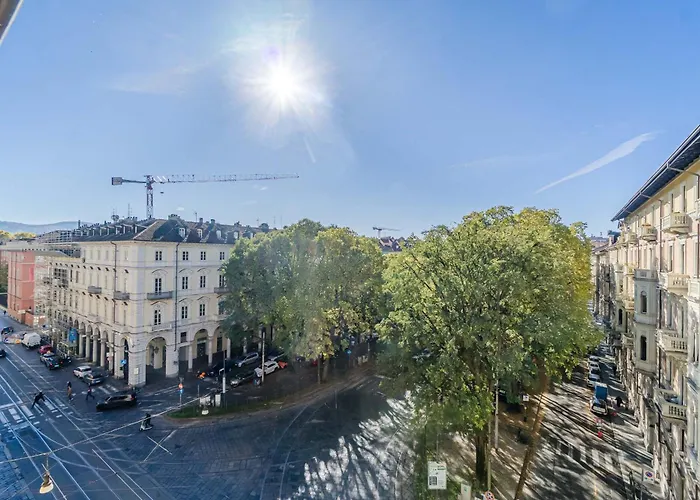 Guesthost - Charme D'epoca Centro Torino